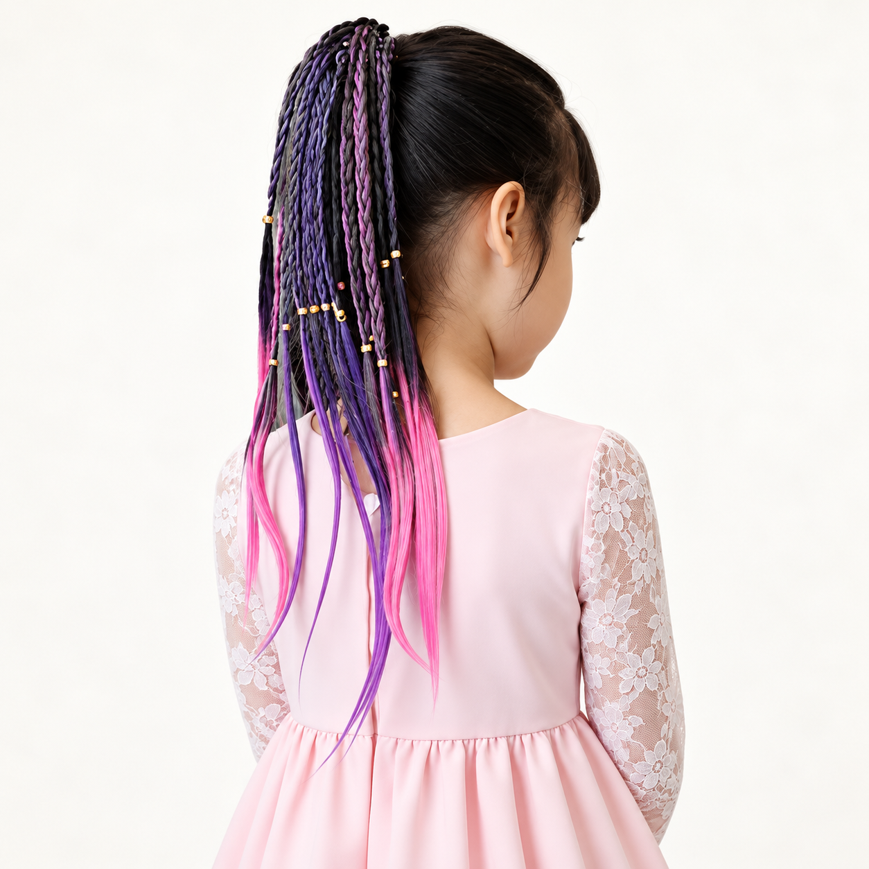キッズ ヘアエクステ 三つ編み ブレイズウィッグの着用イメージ